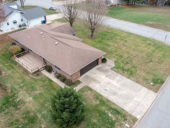 5th image of 3528 Oxford Ave