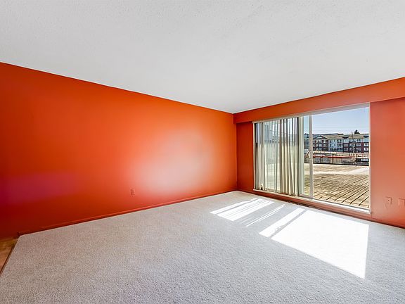 3rd image of 630 Clarke Rd #209