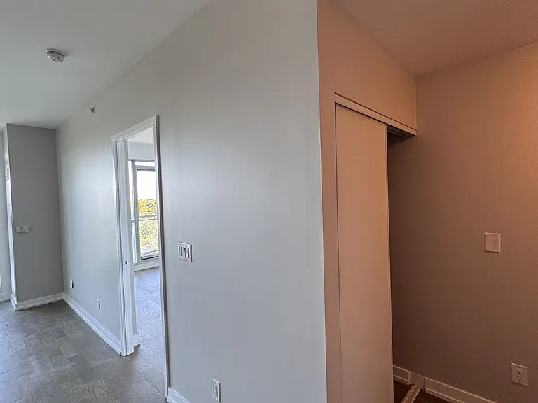 1350 Kingston Rd #607 — Photo 3