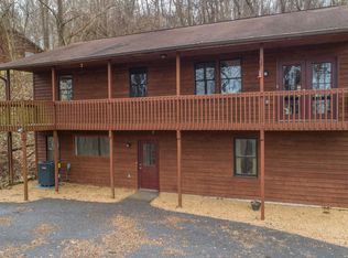 681 Mountain Heights Rd, Front Royal, VA 22630