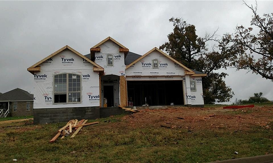 1st image of 1702 Crestwood Hills Ln