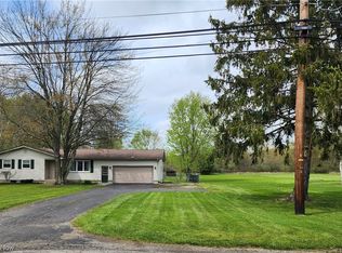 5741 Merwin Chase Rd, Brookfield, OH 44403
