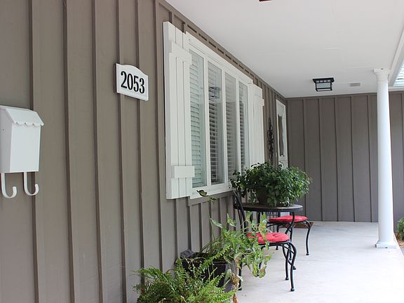 4th image of 2053 Marc St