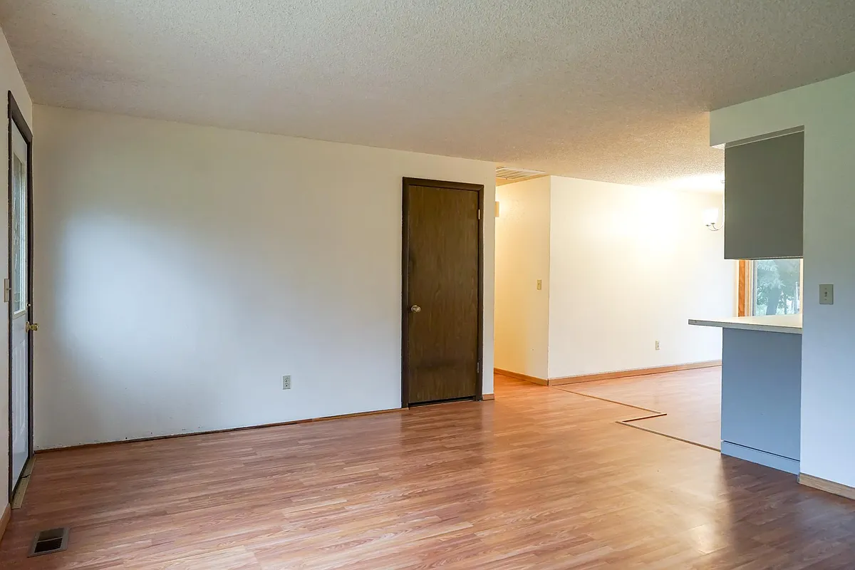 Building Photo - 3905 W Robison Ave