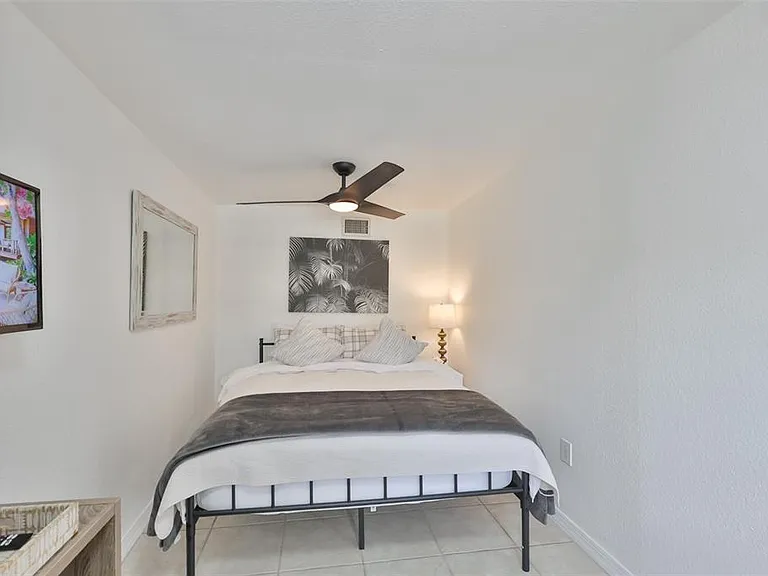 2575 S Himes Ave #A — Photo 16