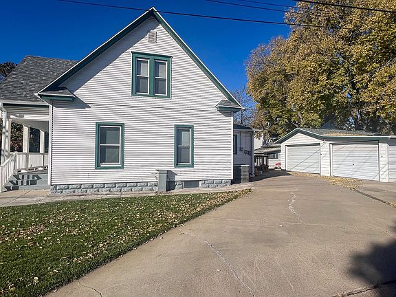 5th image of 808 3rd St