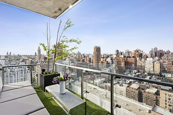 Sold by Compass | media 12