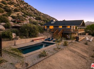 5637 Minna Gombell Rd, Pioneertown, CA 92268