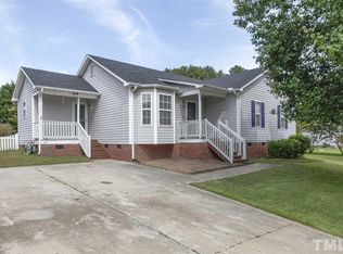6416 Bridgemont Ln, Willow Spring, NC 27592