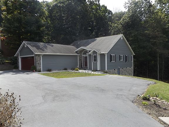 2nd image of 340 Fox Run Dr