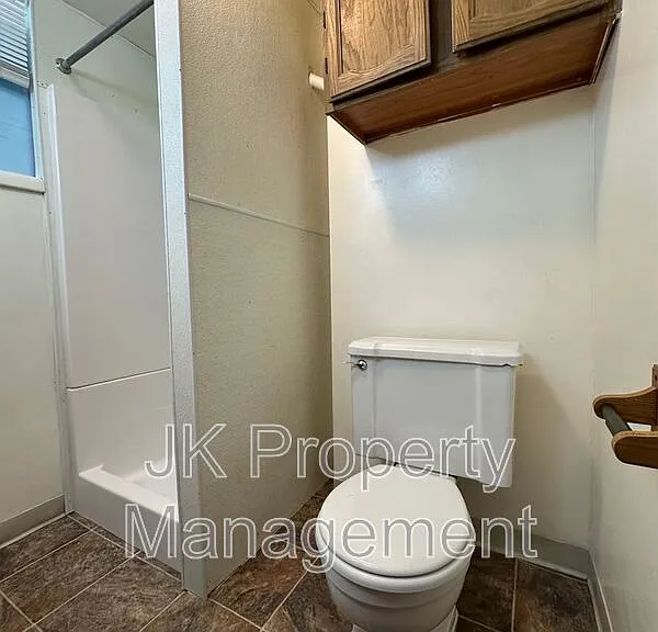 1300 6th Ave S #1 — Photo 8