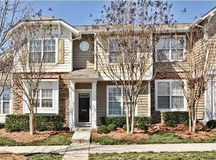 1140 Drummond Ln, Matthews, NC 28104