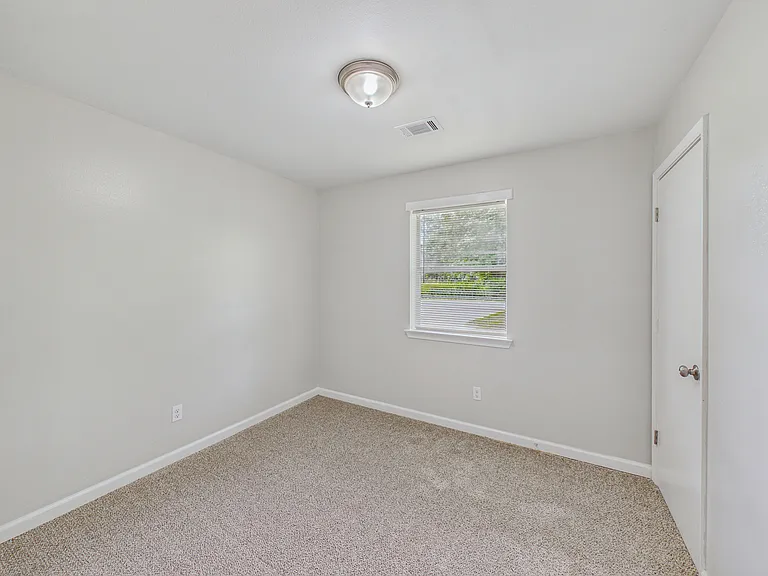 633 Smart St-15_05202026