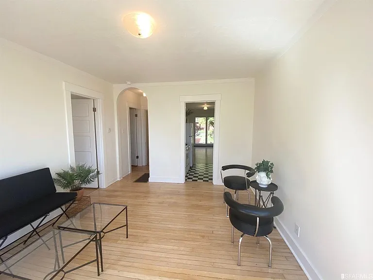 122 Manchester St — Photo 6
