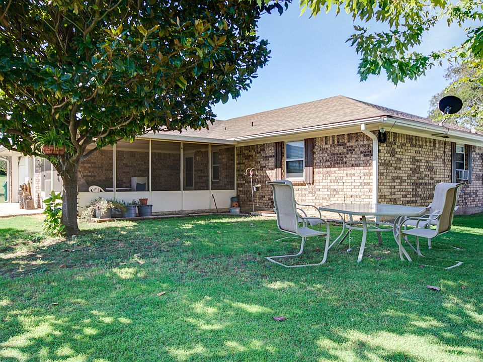 1st image of 1534 Theresa Ln