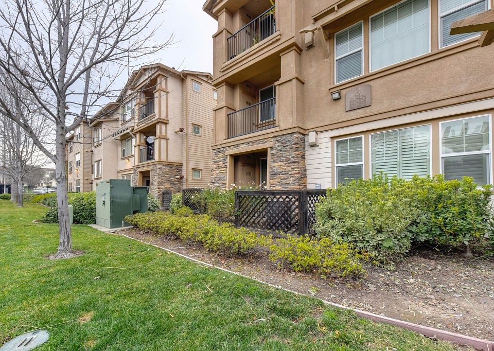 1st image of 12400 Fair Oaks Blvd APT 221