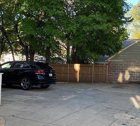 5th image of 415-417 Academy Ave