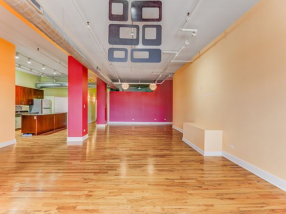 5th image of 4807 S Ashland Ave APT 303