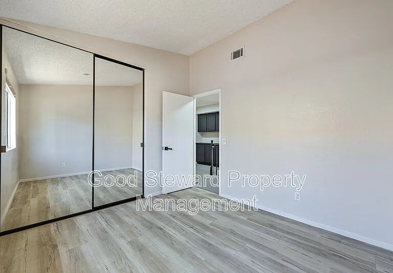 734 Morita Dr — Photo 21