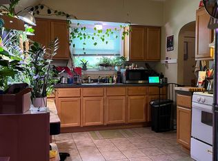 526 E Dover St #2, Milwaukee, WI 53207