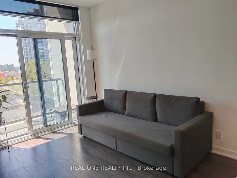 7950 Bathurst St #620 — Photo 8