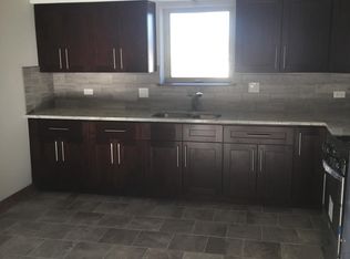 10306 McVicker Ave APT 2E, Chicago Ridge, IL 60415