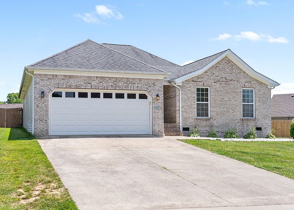 419 Simon St Hopkinsville, KY, 42240 Apartments for Rent Zillow