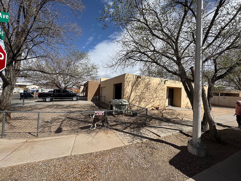 2nd image of 1026 Rigel St SW