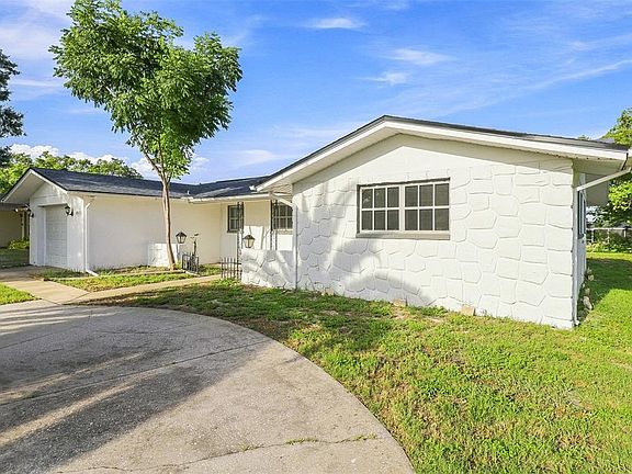 2nd image of 10121 OLEANDER DRIVE