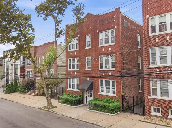 187 Pine Street image 1 of 44