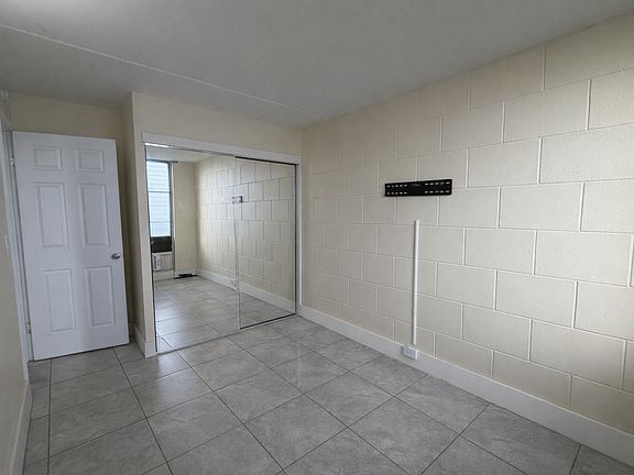 4th image of 834 Lehua Ave APT 305