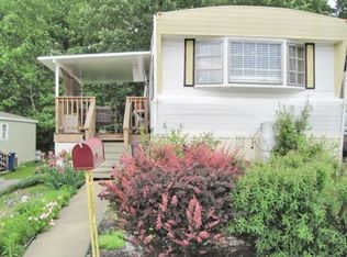 2012 Grovewood Dr, Capitol Heights, MD 20743