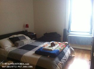 3017 34th St APT 3B, Astoria, NY 11103