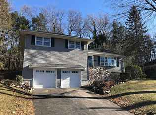 124 Congress Rd, Emerson, NJ 07630