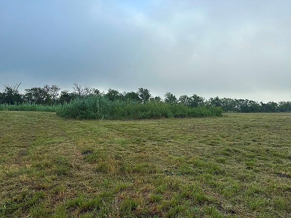 5th image of 5914 Guettermann Ehler Rd