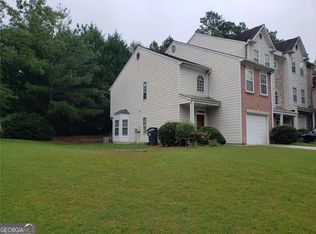 6071 Grovegate Ln, Tucker, GA 30084