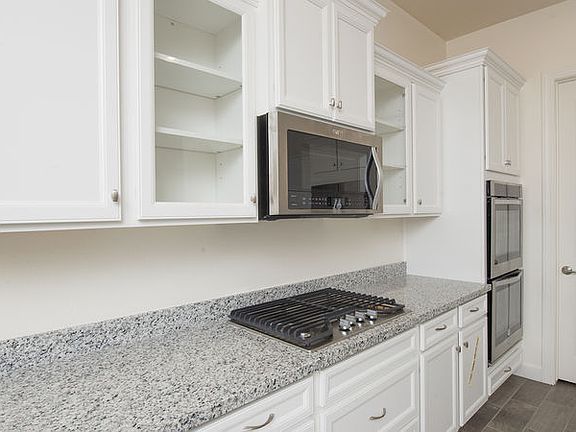 4th image of 21535 S 223rd Pl