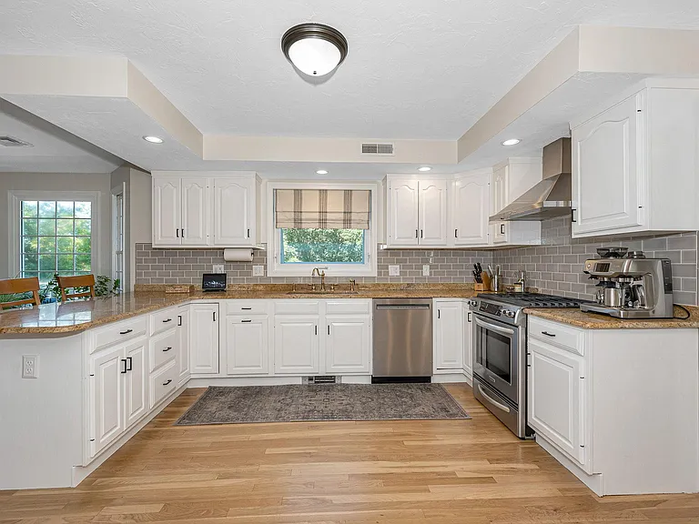 4 Nashoba Dr — Photo 4