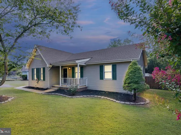 11216 Meadfield Dr, Bealeton, VA 22712