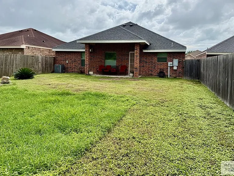 3310 Legacy Ln — Photo 8