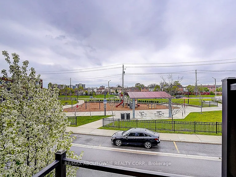 52 Saintfield Dr — Photo 24