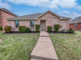 407 Foliage Ct, Red Oak, TX 75154