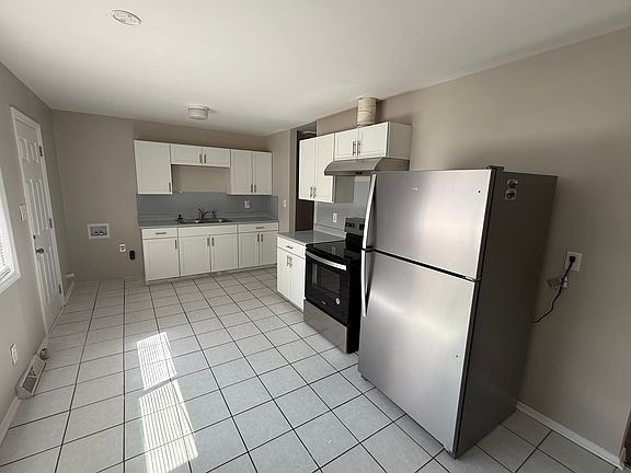 3rd image of 2544 Abelwood Rd