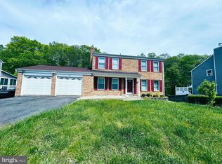 13391 Packard Dr, Woodbridge, VA 22193