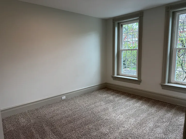 230 S 8th Street — Photo 12