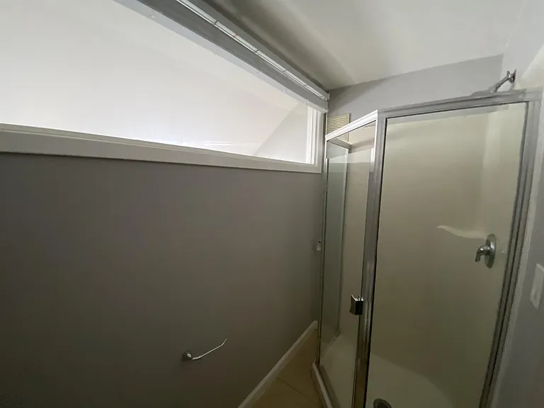 406 Hawthorne St — Photo 21