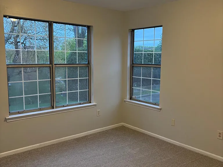 1807 Diamond Dr — Photo 15
