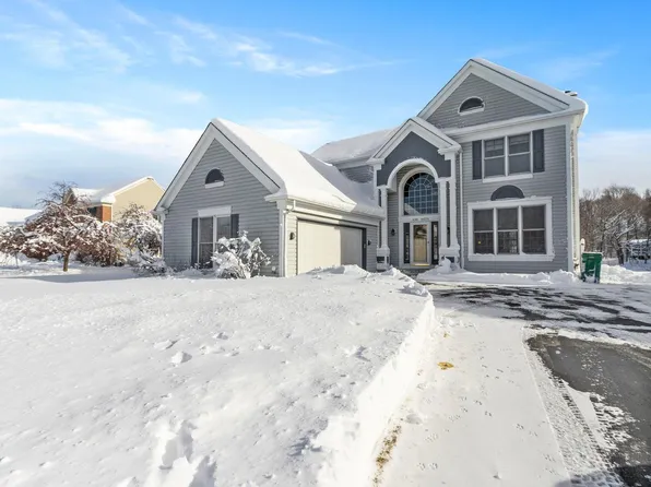 W145N10170 Raintree DRIVE, Germantown, WI 53022