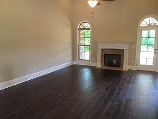 5th image of 106 Macy Dr #36