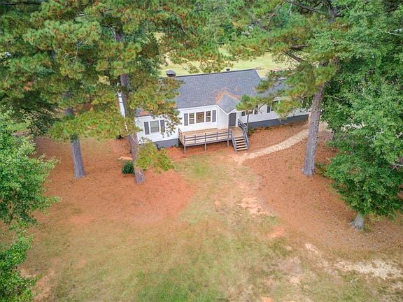 2nd image of 2560 Whitney Rd